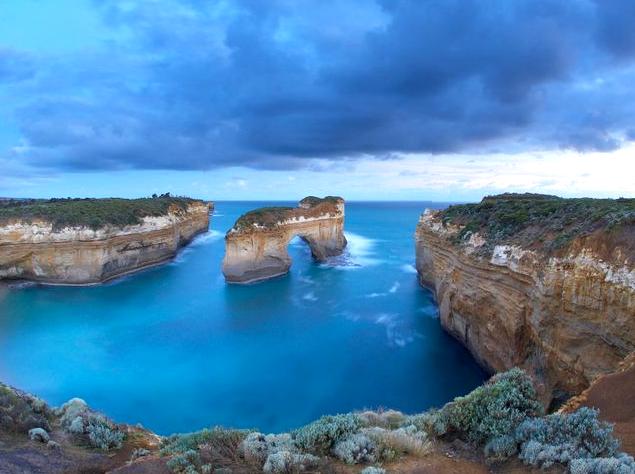 jcmi39 | The Arch: Natural Arch Formation in Port Campbell National Park